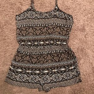 **SOLD**Forever21 Romper with Pockets